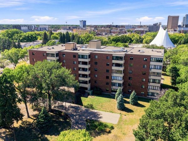 105 3rd Street N, Unit 203, Moorhead, MN 56560