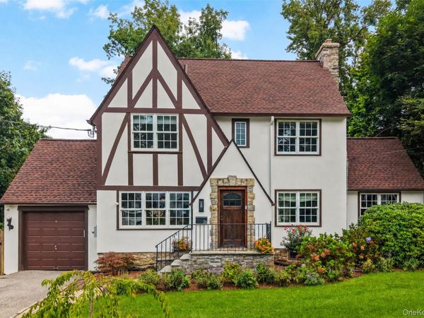 26 Dusenberry Road, Bronxville, NY 10708