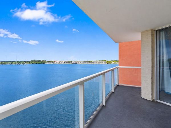 1301 NE Miami Gardens Dr , Unit 505W, Miami, FL 33179