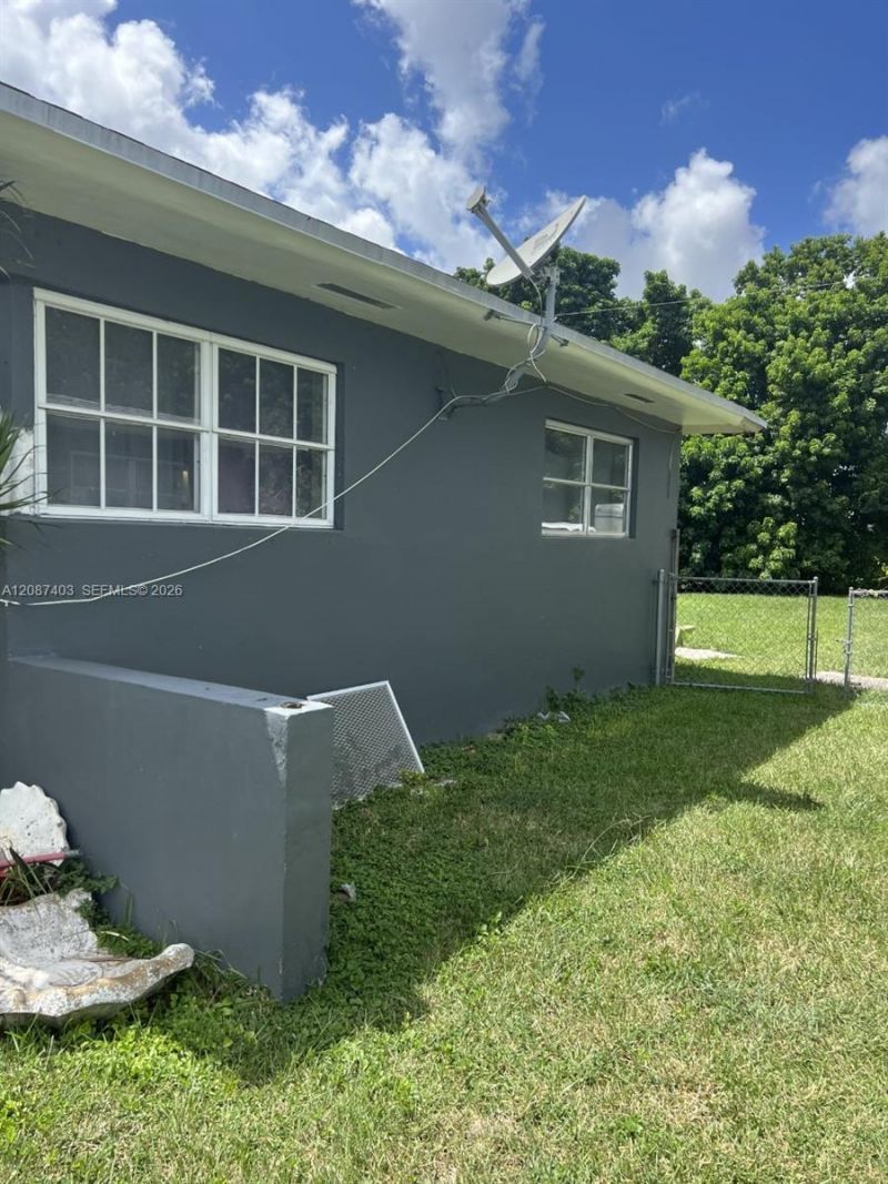765 NW 12th St, Homestead, FL 33030 Photo