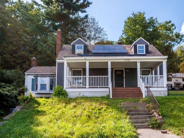 144 Blossom St, Fitchburg, MA 01420
