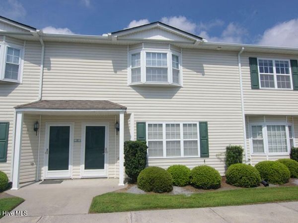 2325 Vineyard Drive , Unit C8, Winterville, NC 28590
