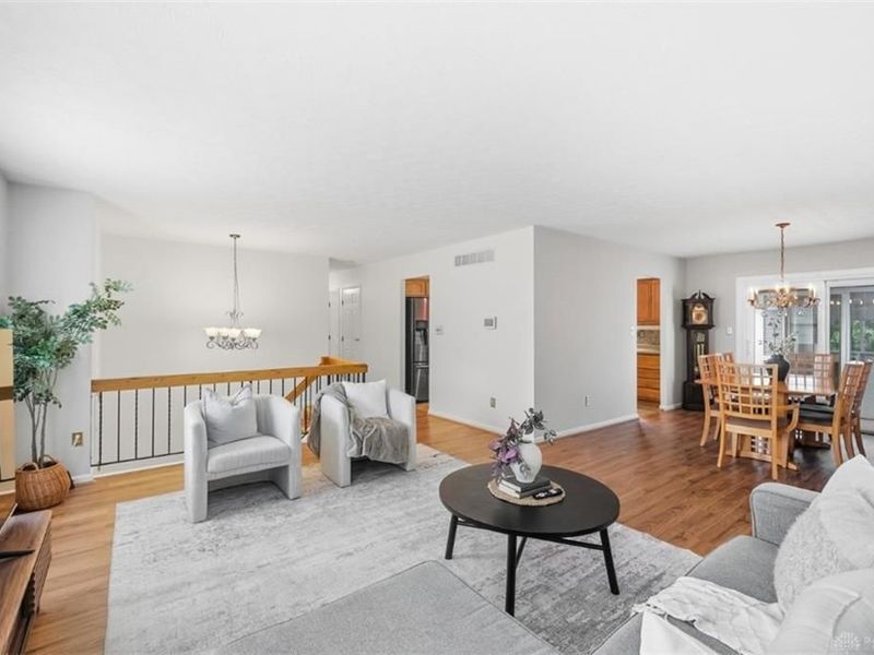 7709 Whitehall Circle, West Chester, OH 45069 Photo 14