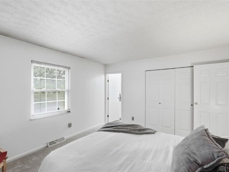 7709 Whitehall Circle, West Chester, OH 45069 Photo 26