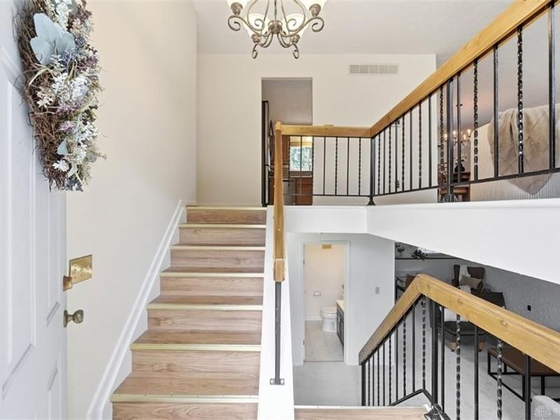 7709 Whitehall Circle, West Chester, OH 45069 Photo 9
