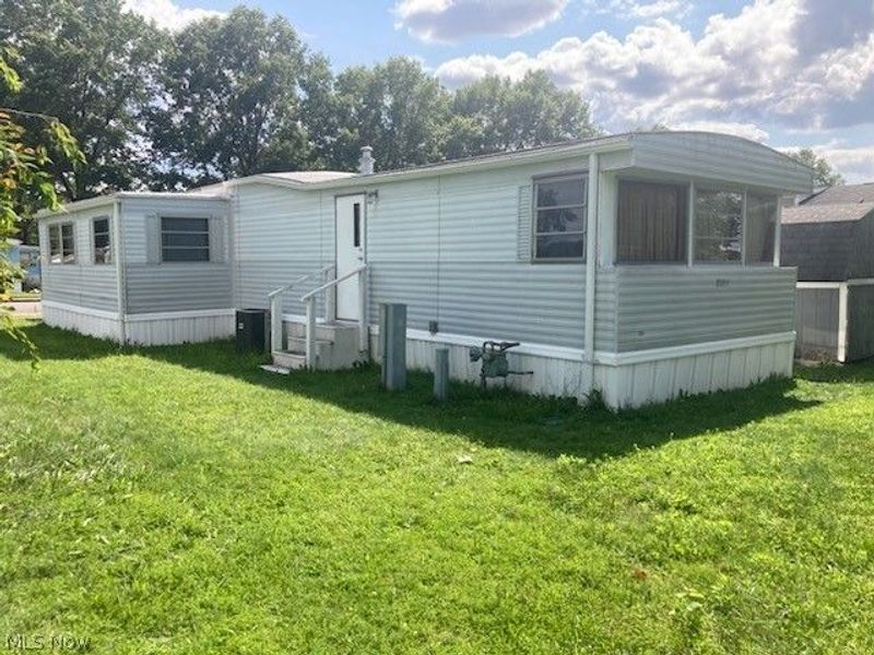 119 Coral Key, New Philadelphia, OH 44663 Photo 1