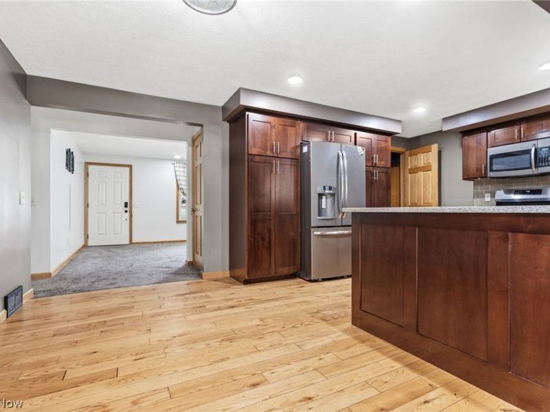 5220 Woodlynn Street NE, East Canton, OH 44730 Photo 10