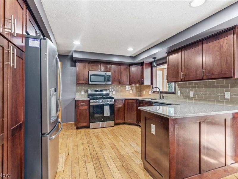 5220 Woodlynn Street NE, East Canton, OH 44730 Photo 11