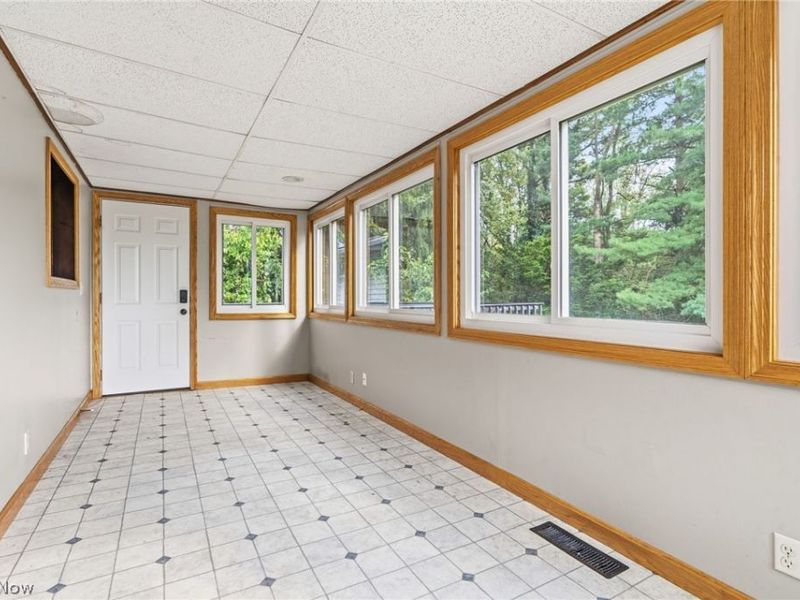 5220 Woodlynn Street NE, East Canton, OH 44730 Photo 19