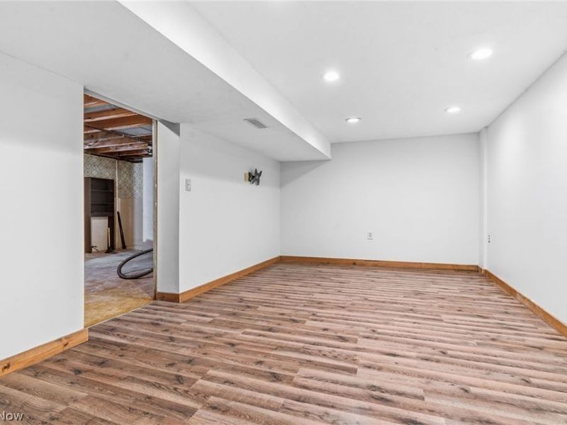 5220 Woodlynn Street NE, East Canton, OH 44730 Photo 23