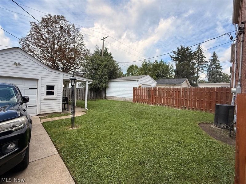 5522 Hollywood Avenue, Maple Heights, OH 44137 Photo 2