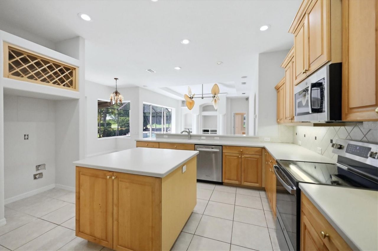 6847 Areca Boulevard, Sarasota, FL 34241 Photo