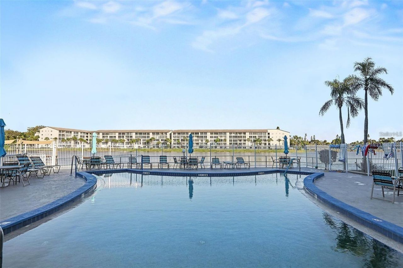4137 Lake Bayshore Drive, Unit C505, Bradenton, FL 34205 Photo