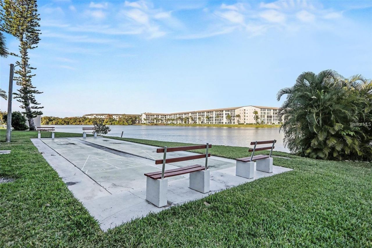 4137 Lake Bayshore Drive, Unit C505, Bradenton, FL 34205 Photo