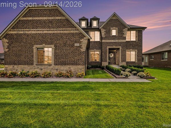 19266 Thompson Drive , Macomb Township, Mi 48042