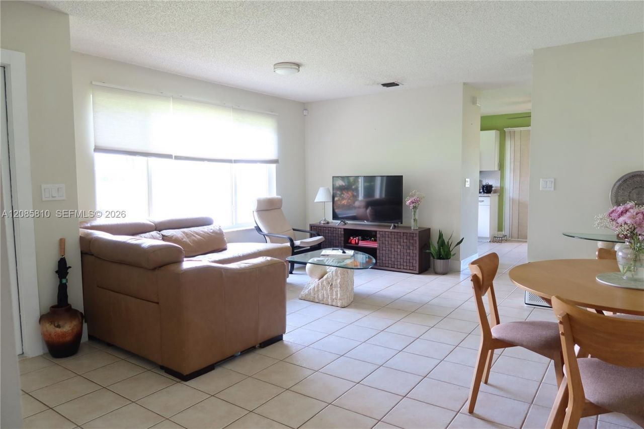 Please Call For Address, Davie, FL 33324 Photo