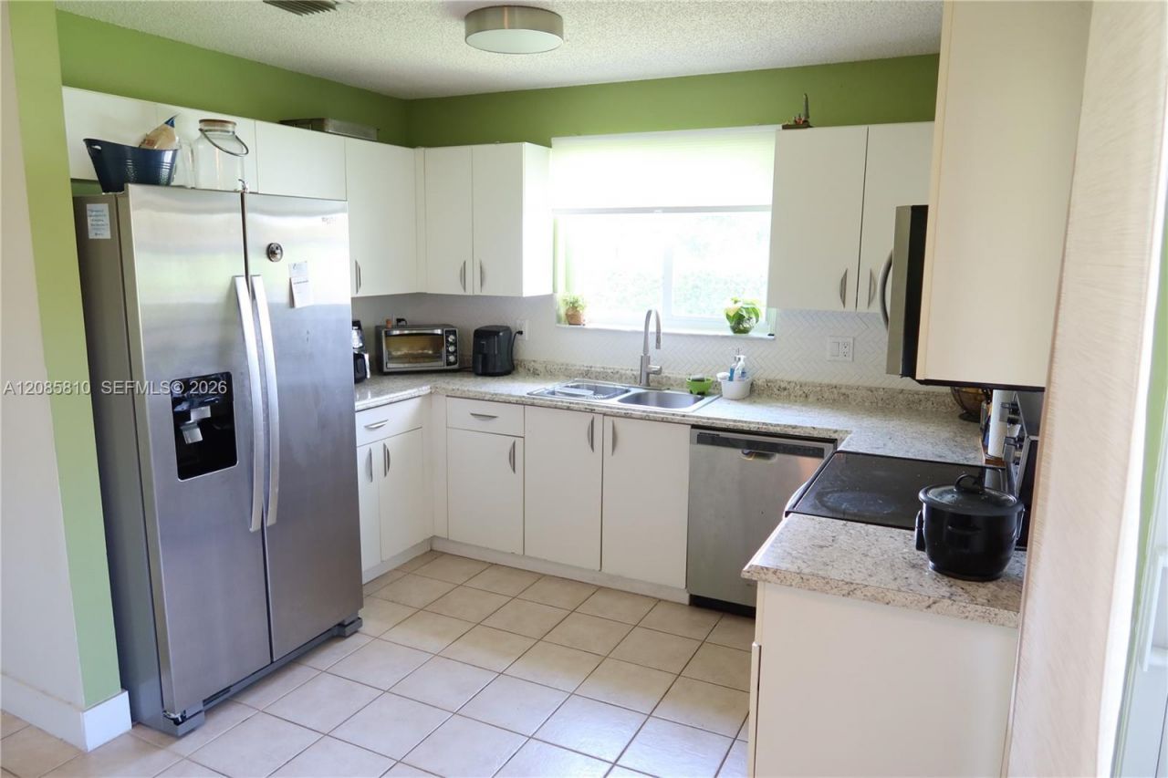 Please Call For Address, Davie, FL 33324 Photo