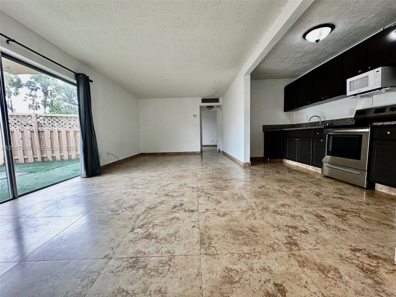4540 NW 79th Ave, Unit 1B, Doral, FL 33166 Photo