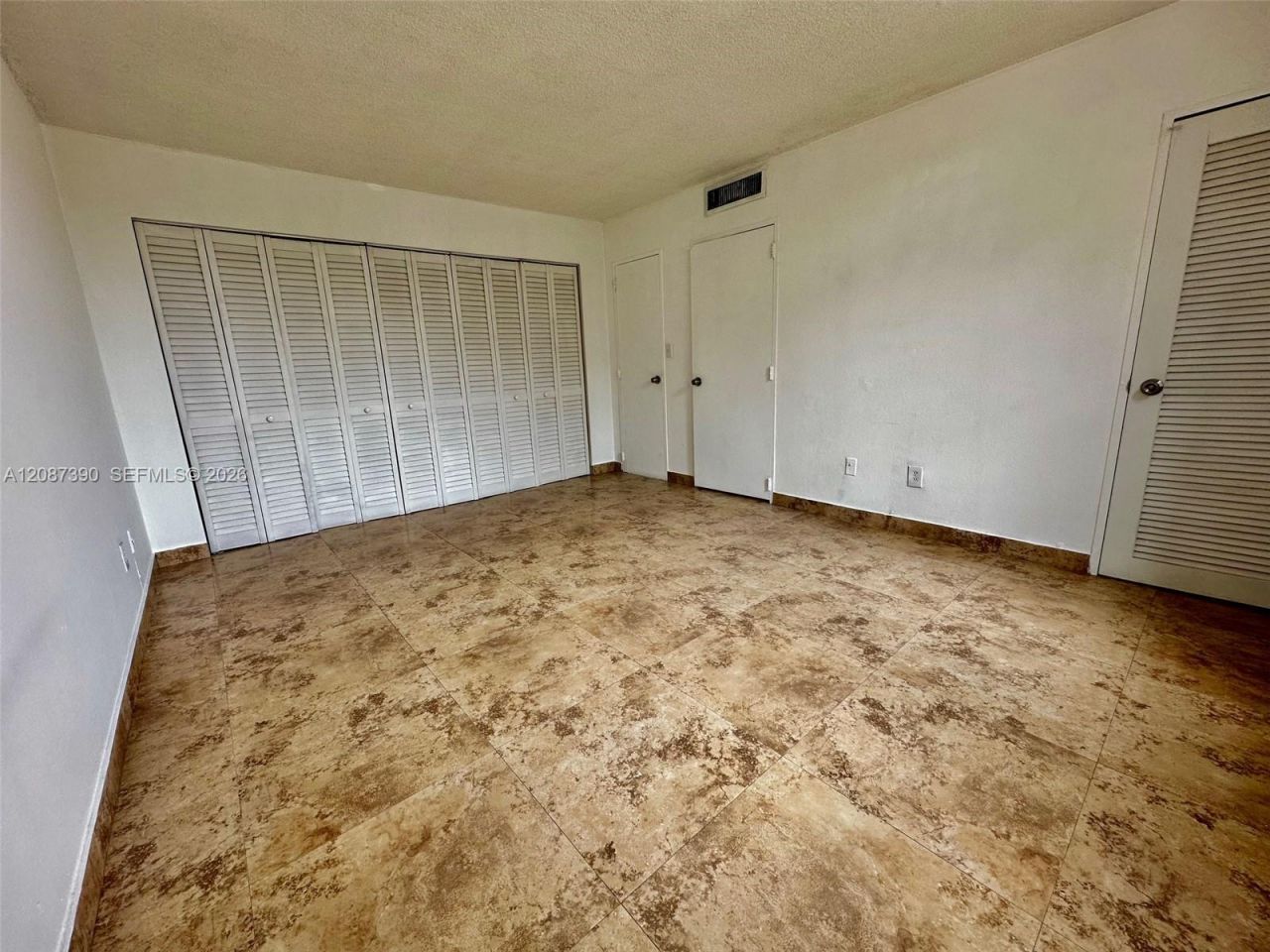 4540 NW 79th Ave, Unit 1B, Doral, FL 33166 Photo