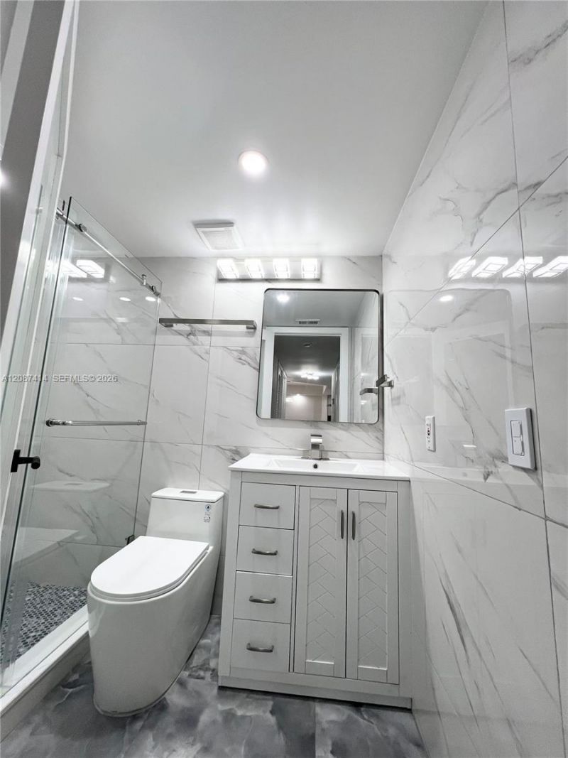 4930 E Sabal Palm Blvd, Unit 206, Tamarac, FL 33319 Photo