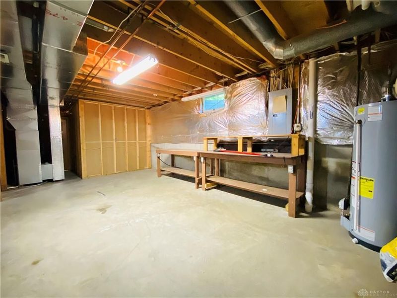 945 Stonehenge Drive, Tipp City, OH 45371 Photo 35
