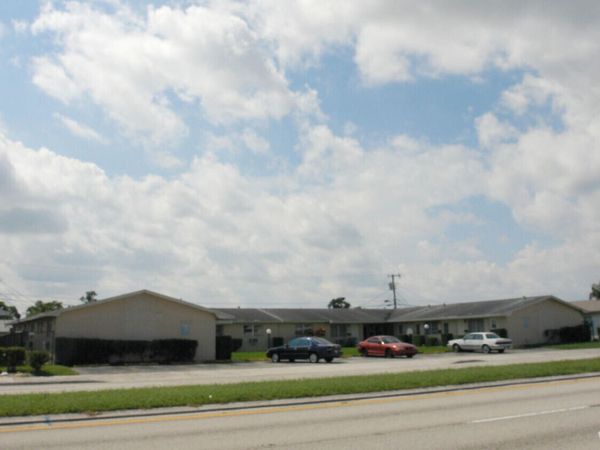 7624 PEMBROKE Road, Unit A, Miramar, FL 33023