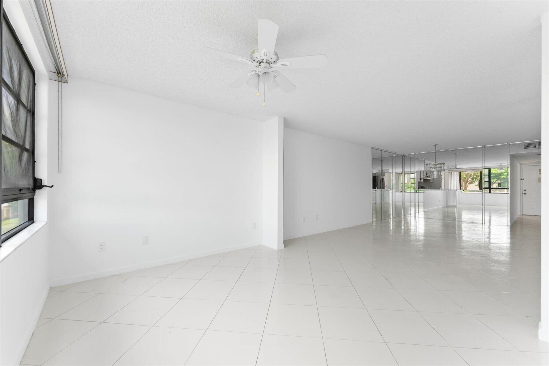 10634 W Clairmont Circle, Tamarac, FL 33321 Photo