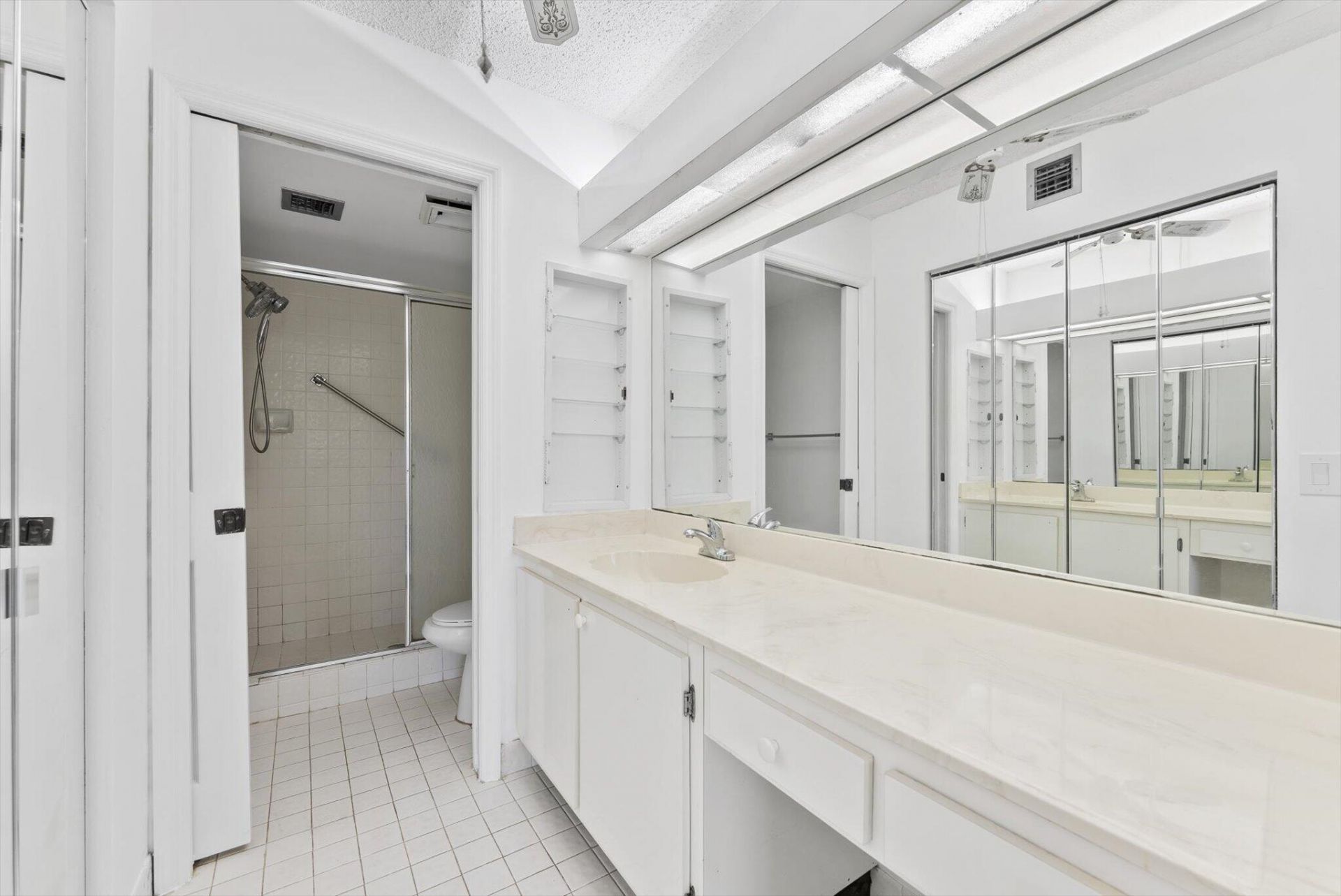 10634 W Clairmont Circle, Tamarac, FL 33321 Photo