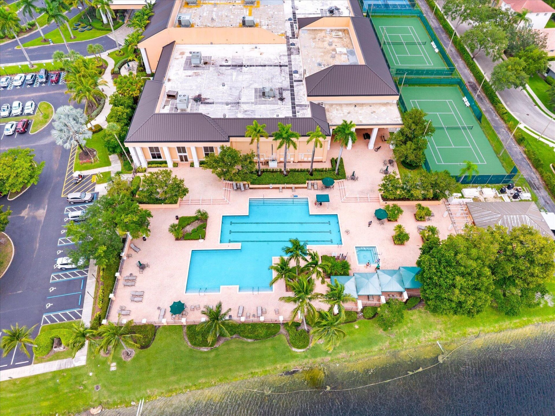 10634 W Clairmont Circle, Tamarac, FL 33321 Photo