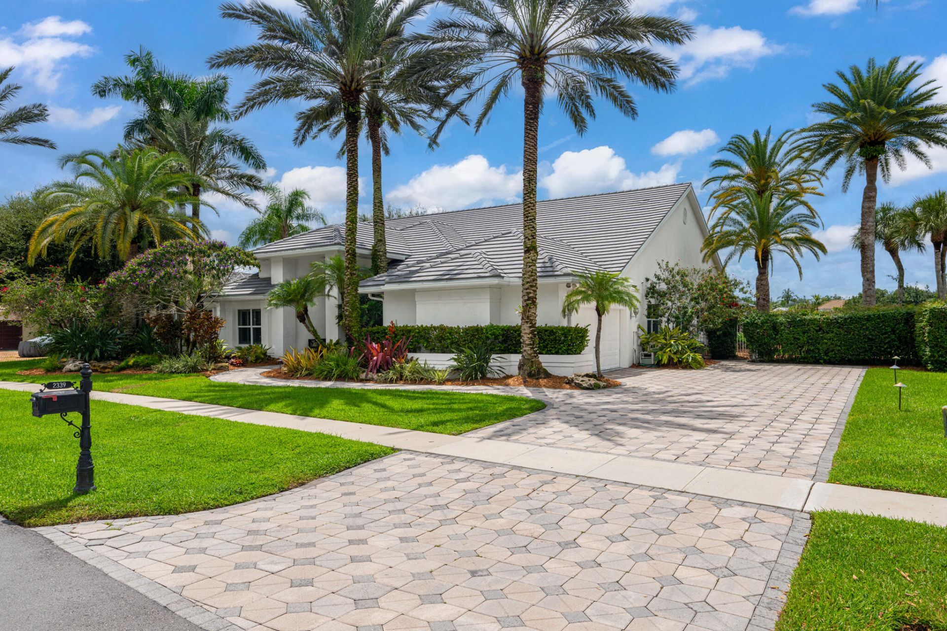 2339 Newbury Drive, Wellington, FL 33414 Photo