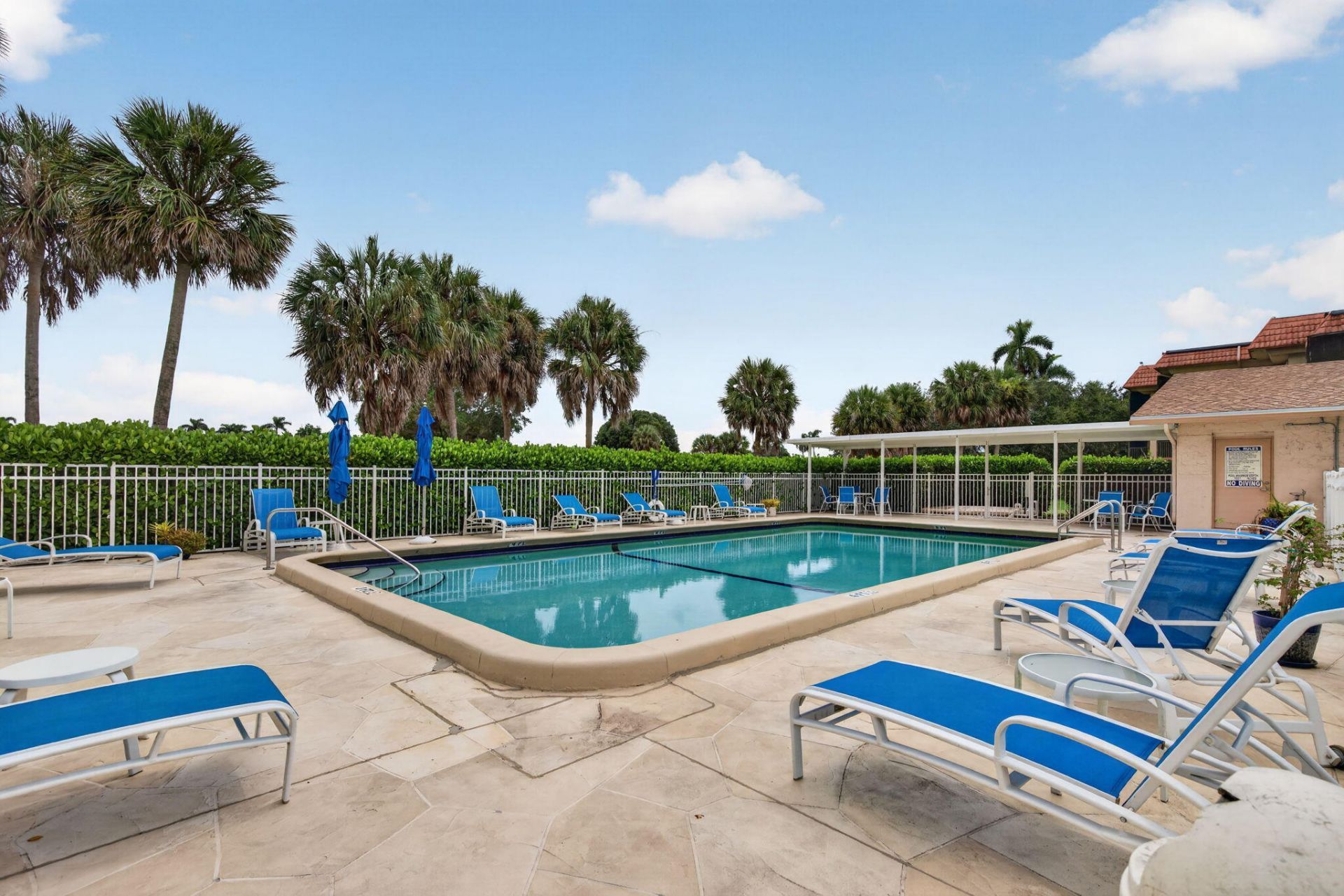 250 Jacaranda Drive, Unit 411, Plantation, FL 33324 Photo