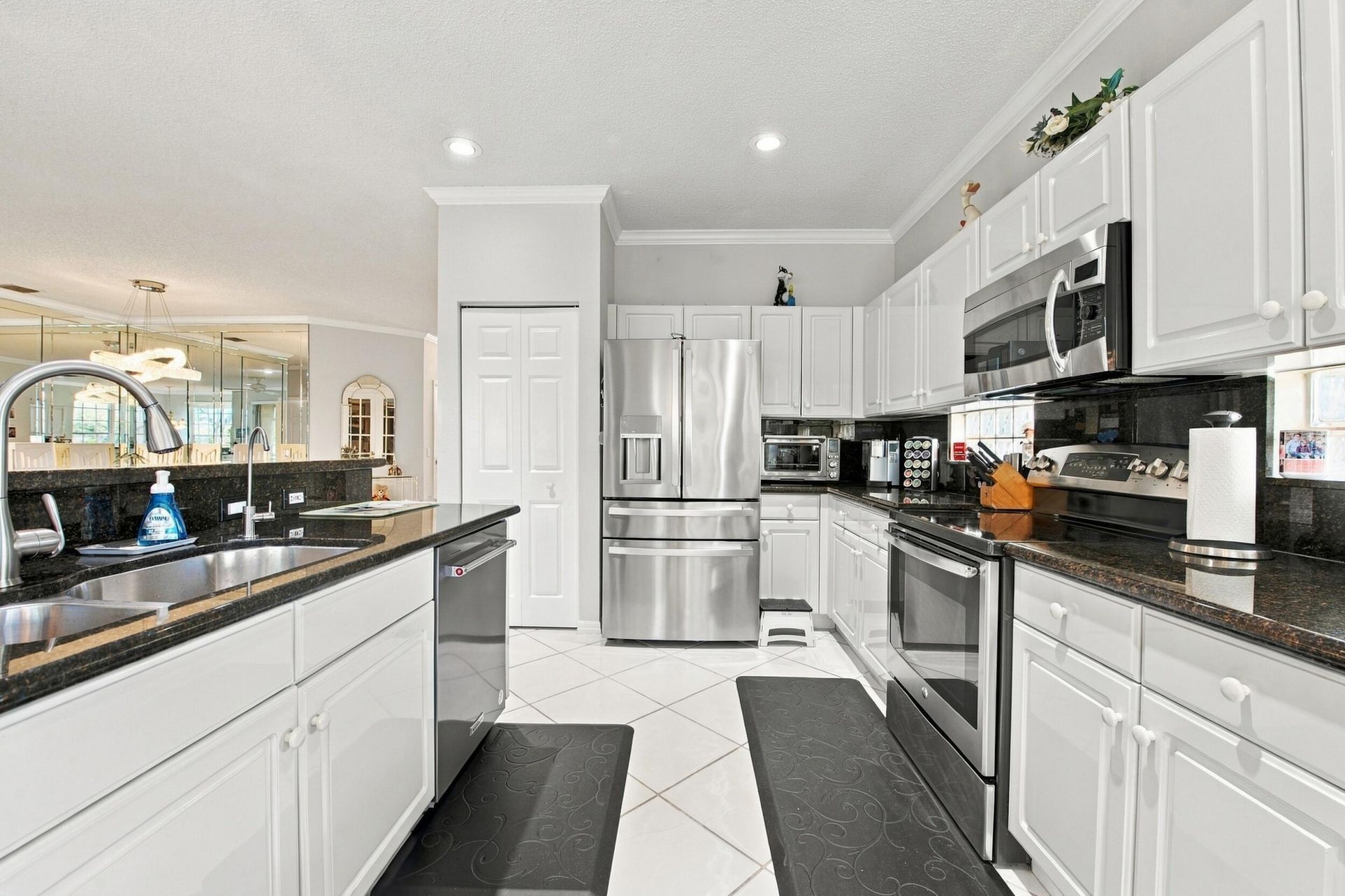 12335 NW 10th Drive, Unit B-5, Coral Springs, FL 33071 Photo
