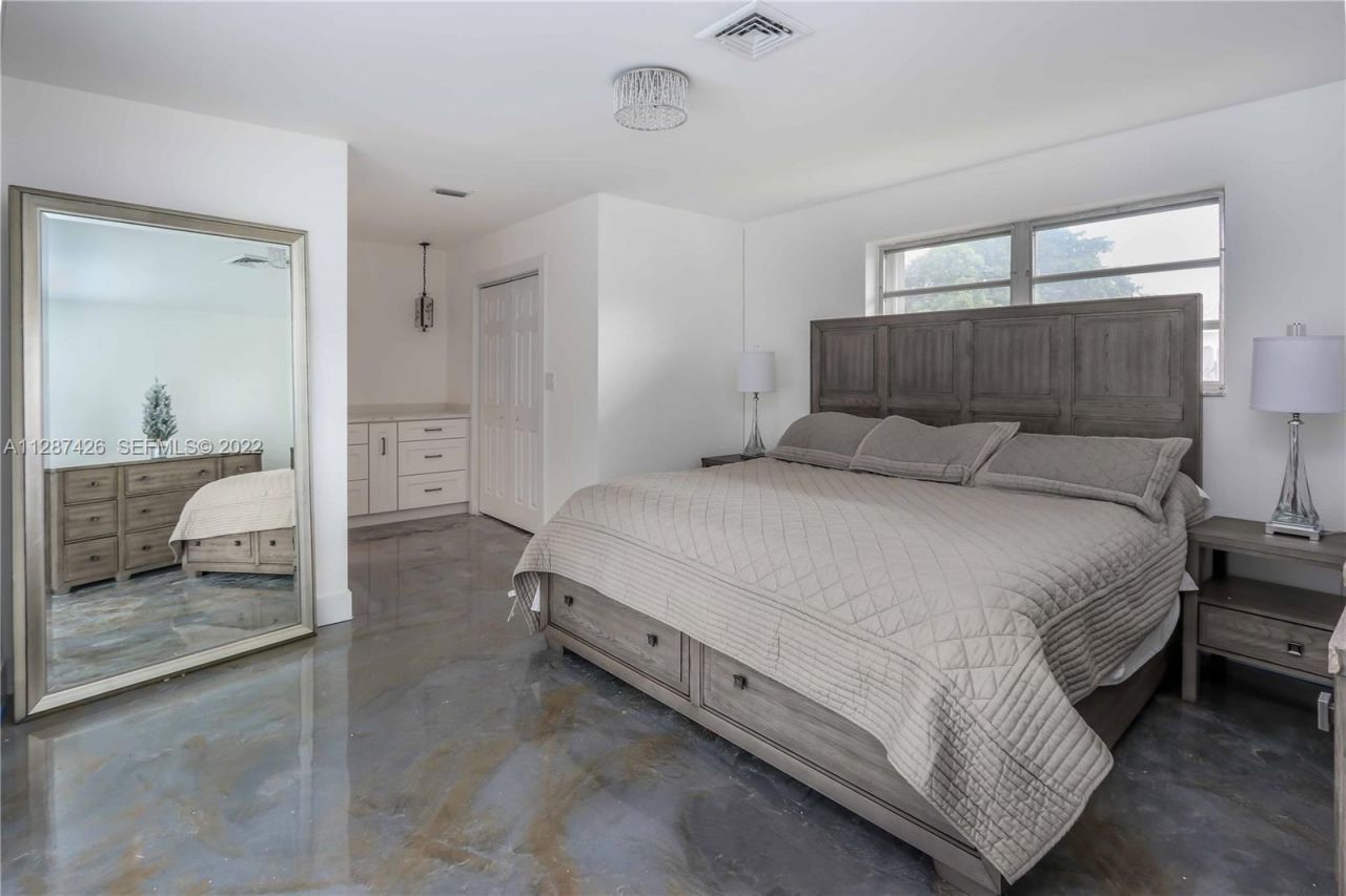 5017 Roosevelt Street, Hollywood, FL 33021 Photo