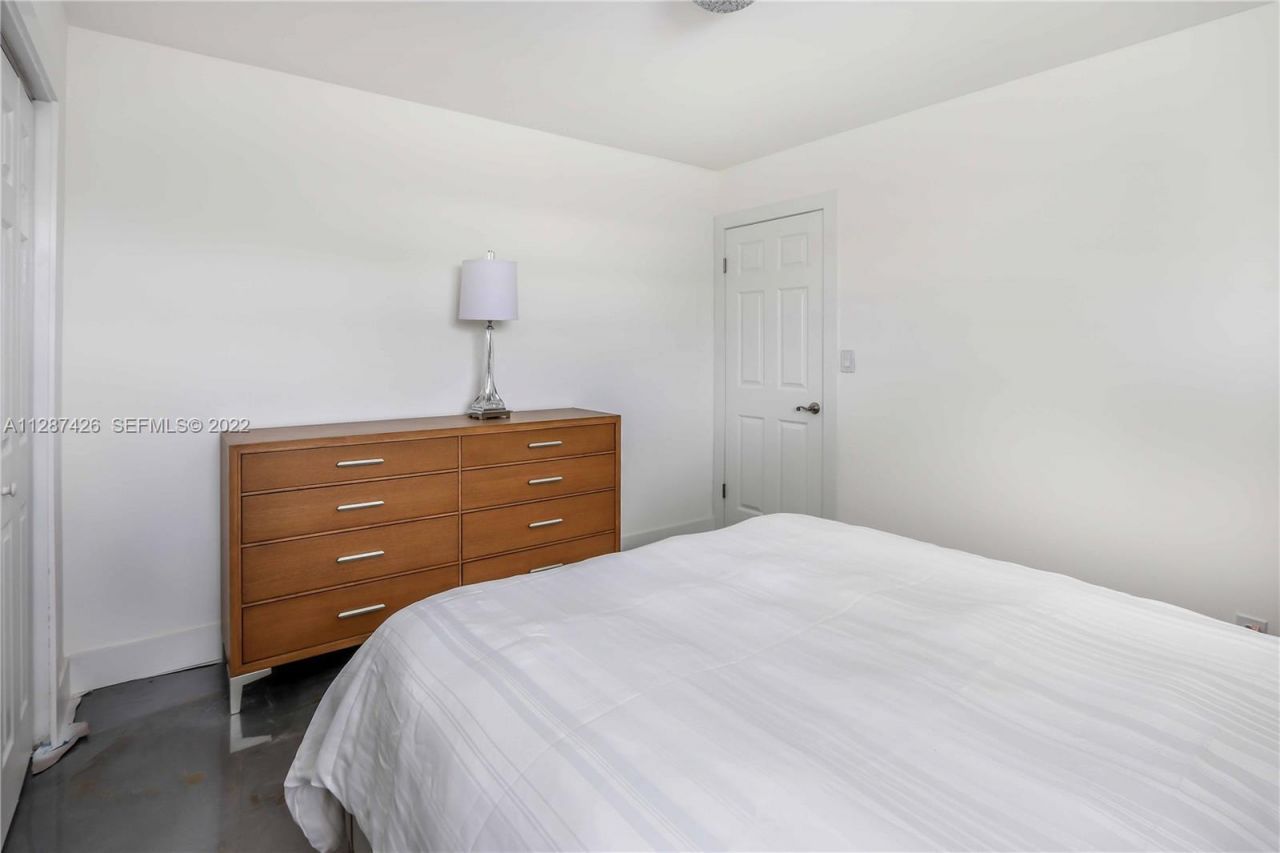 5017 Roosevelt Street, Hollywood, FL 33021 Photo