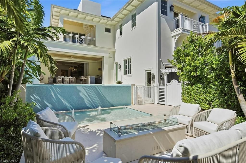 12 Sabre Ln, Naples, FL 34102 Photo