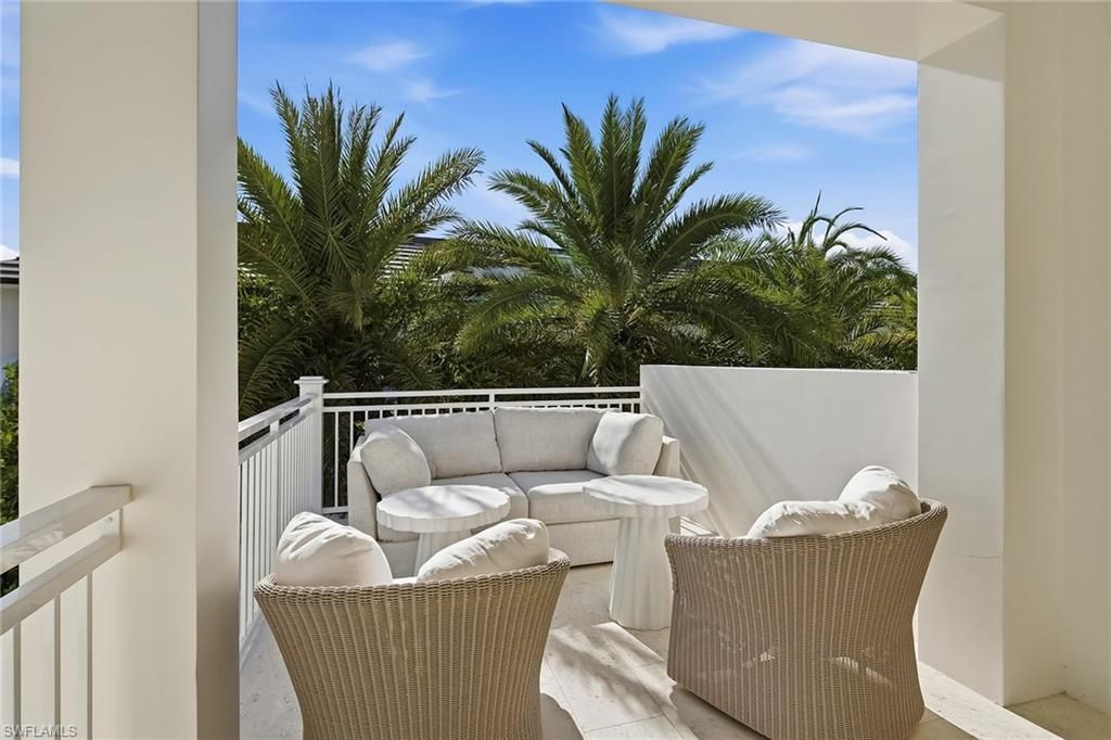 12 Sabre Ln, Naples, FL 34102 Photo