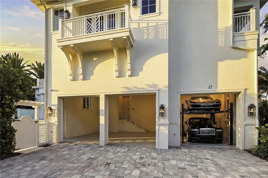 12 Sabre Ln, Naples, FL 34102 Photo