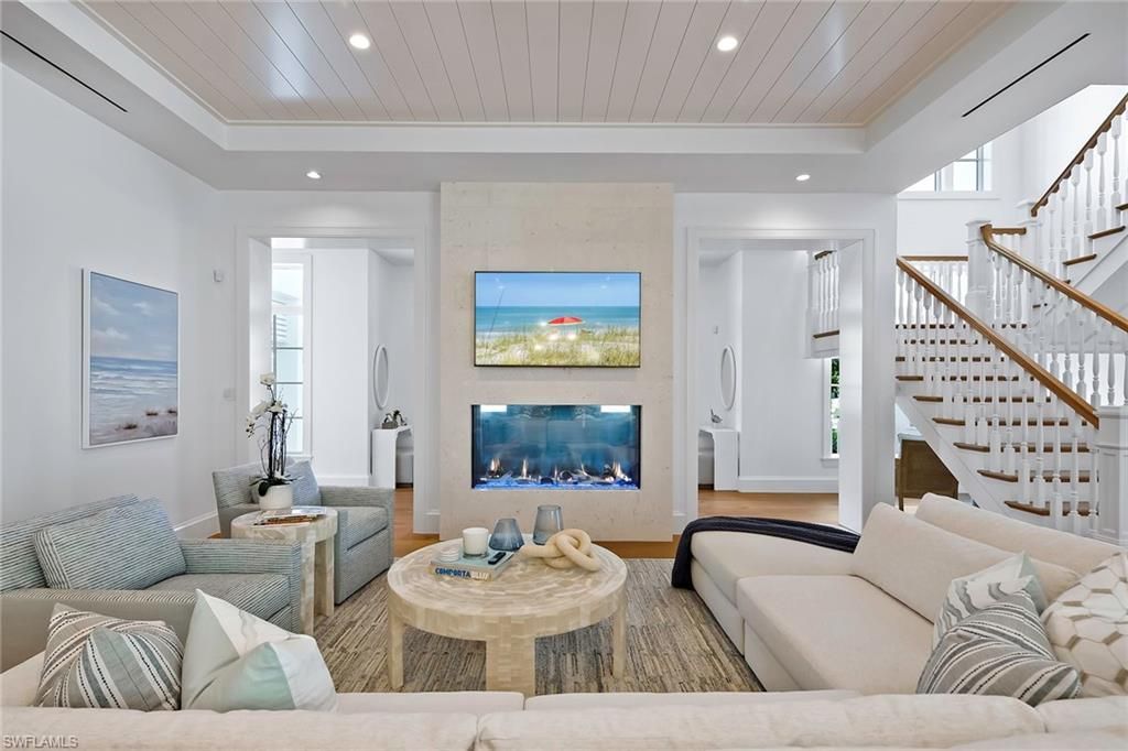 12 Sabre Ln, Naples, FL 34102 Photo