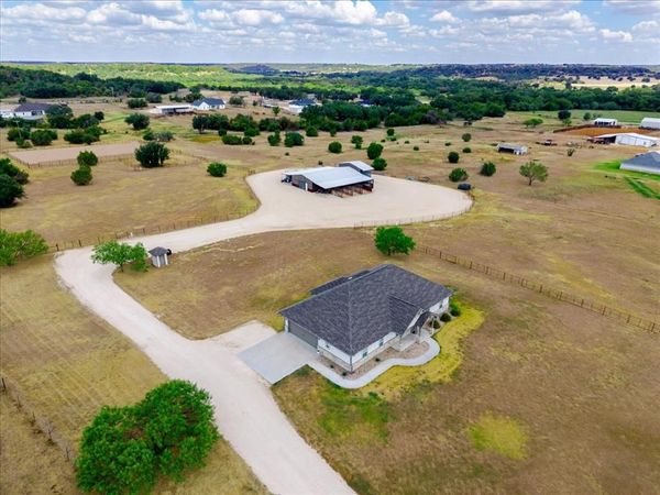335 Remuda Trail, Stephenville, TX 76401