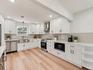 3815 Harlingen Street, Dallas, TX 75212