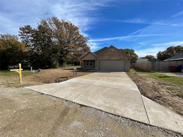 721 HILLBURN, West Tawakoni, TX 75474