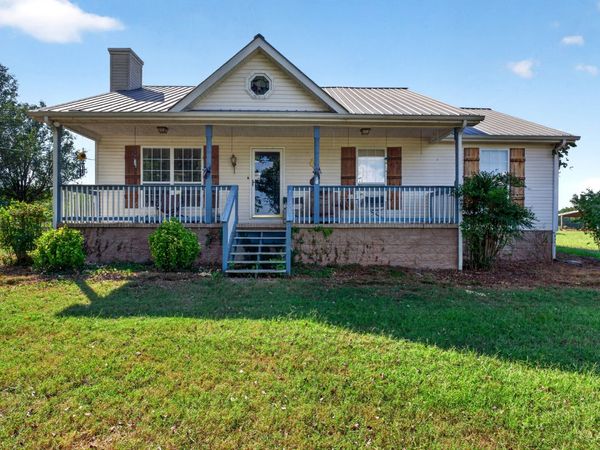 131 Asbury Rd, Rock Island, TN 38581