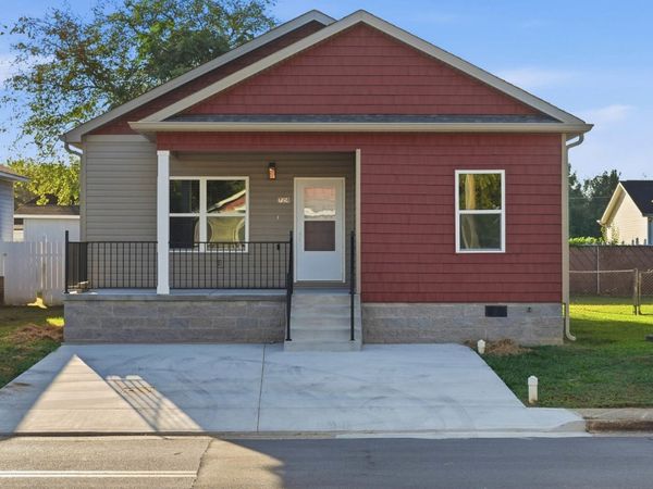 724 N Highland Park Avenue, Chattanooga, TN 37404
