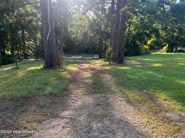 77 Magnolia Acres Road, Natchez, MS 39120