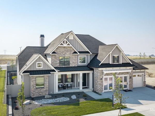 585 E Distributor, Boise, ID 83716
