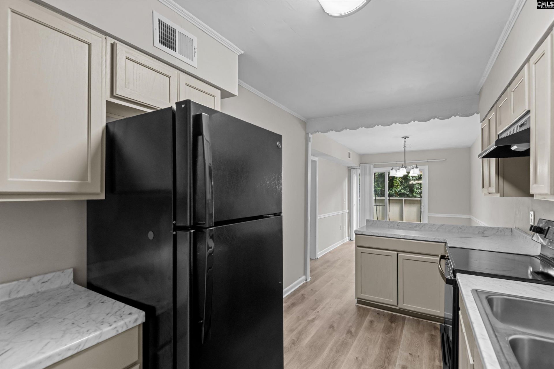 104 Townhome Court Photo 10