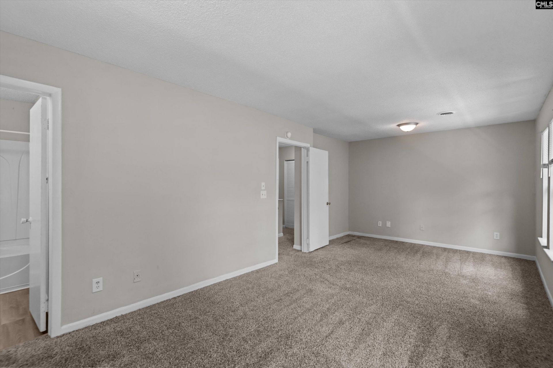 104 Townhome Court Photo 17