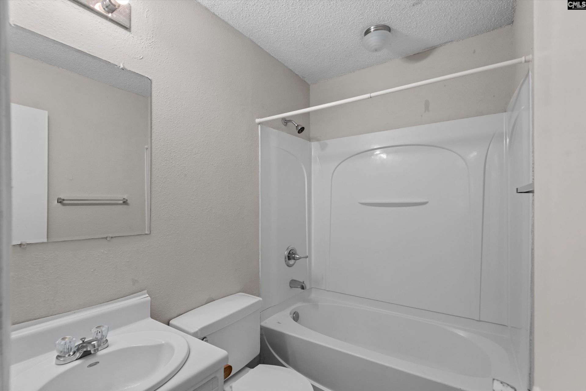 104 Townhome Court Photo 18
