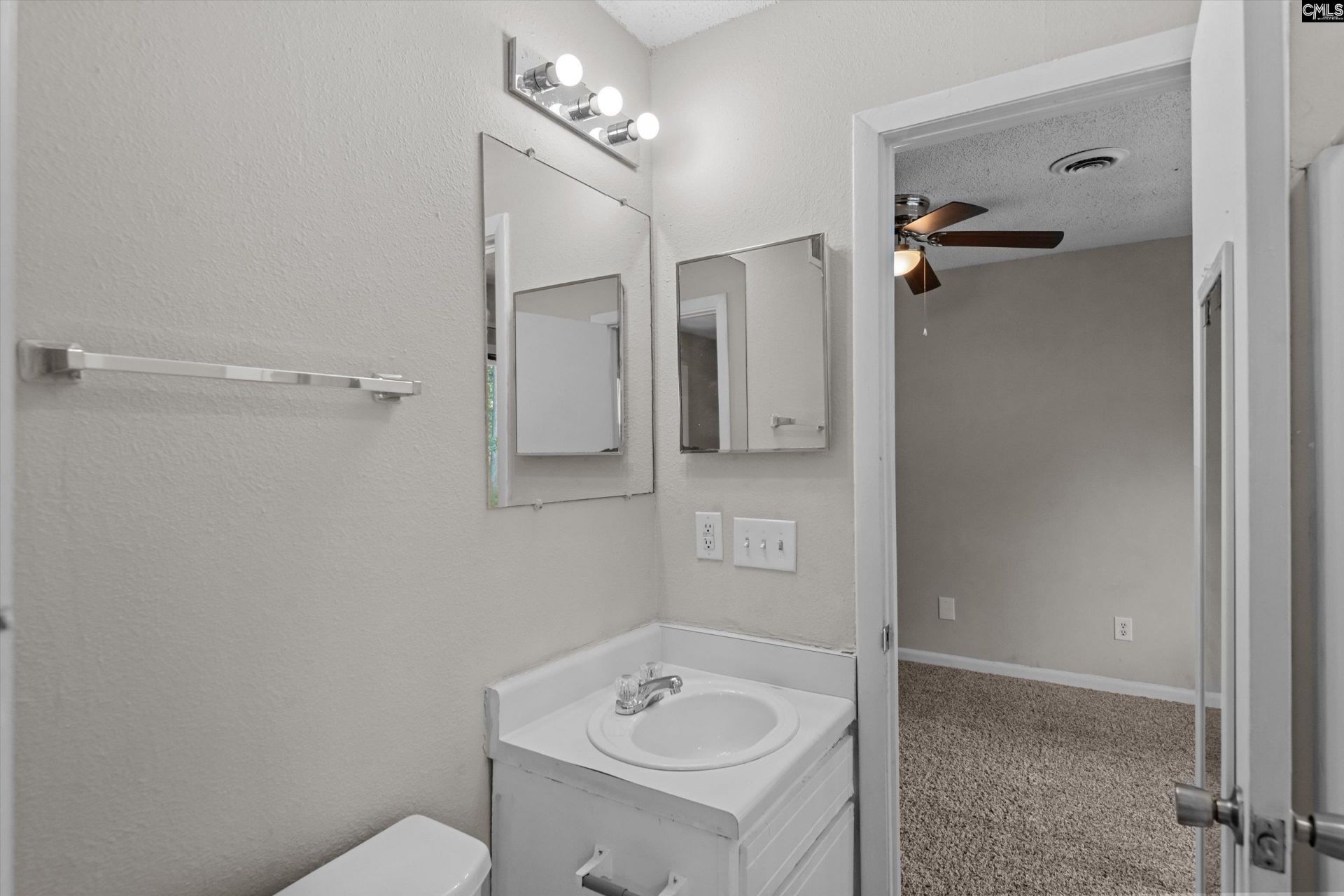 104 Townhome Court Photo 21