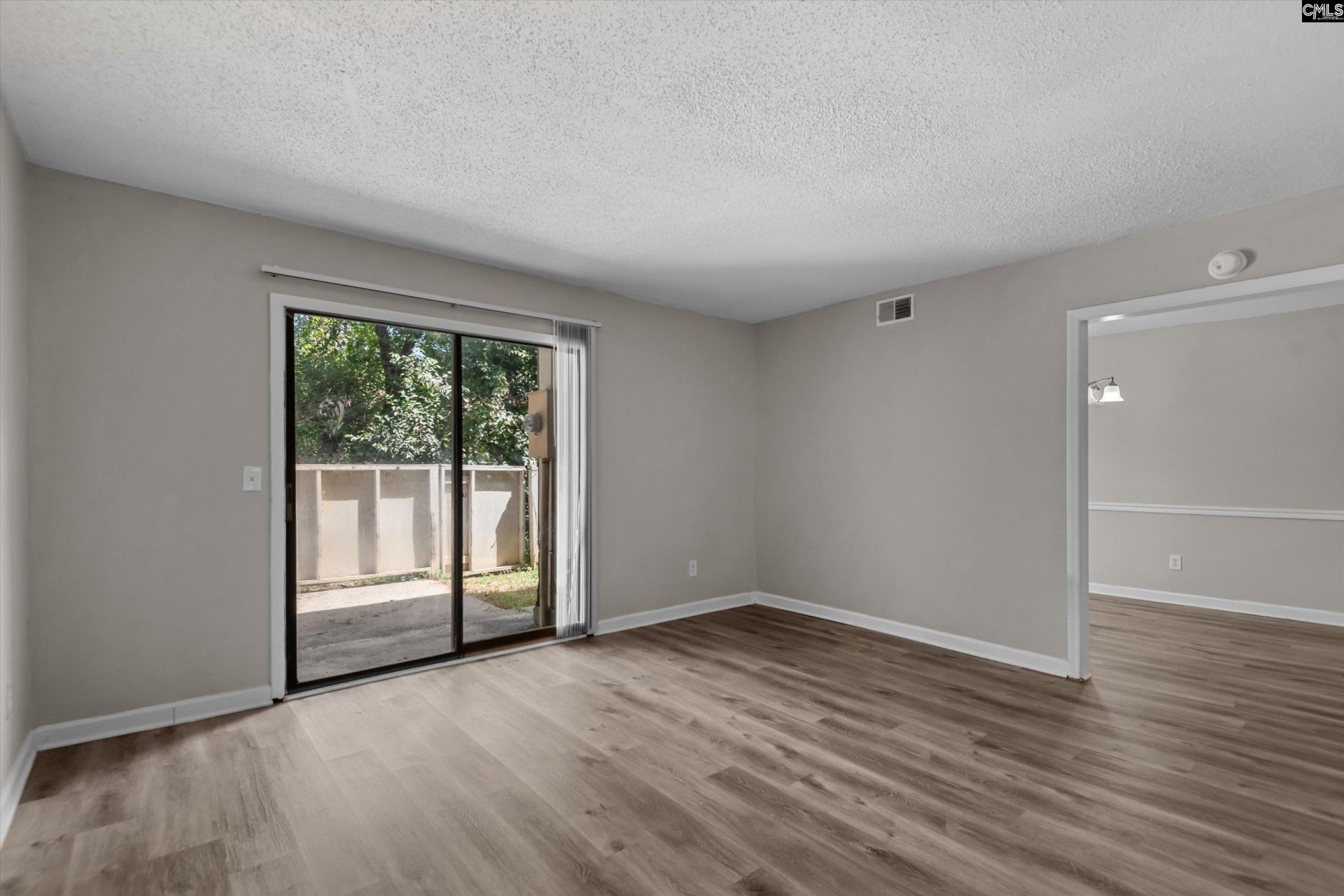 104 Townhome Court Photo 5